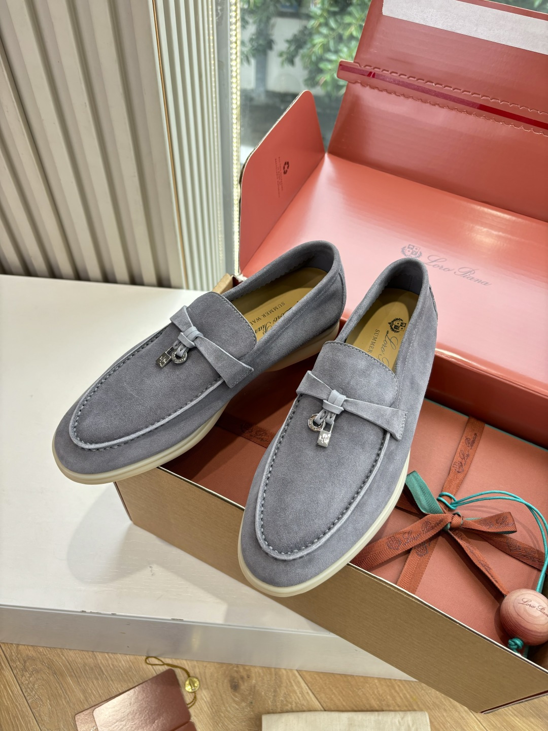 🌾G219专柜原单品质所见即所得Loro Pian*经典爆款出品lp顶级版本 英伦流苏平底乐福鞋原来这就