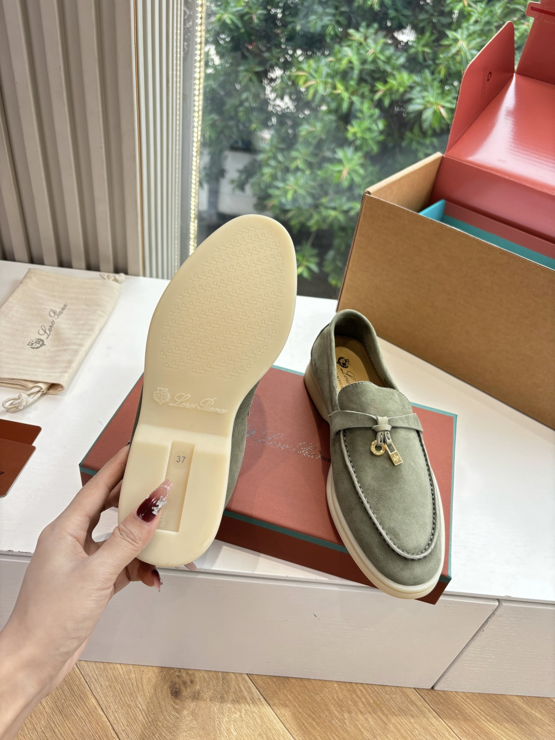 🌾G219专柜原单品质所见即所得Loro Pian*经典爆款出品lp顶级版本 英伦流苏平底乐福鞋原来这就