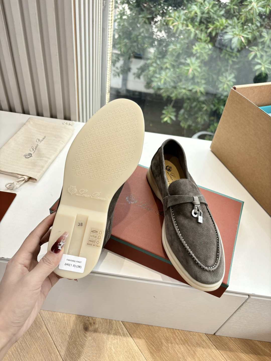🌾G219专柜原单品质所见即所得Loro Pian*经典爆款出品lp顶级版本 英伦流苏平底乐福鞋原来这就