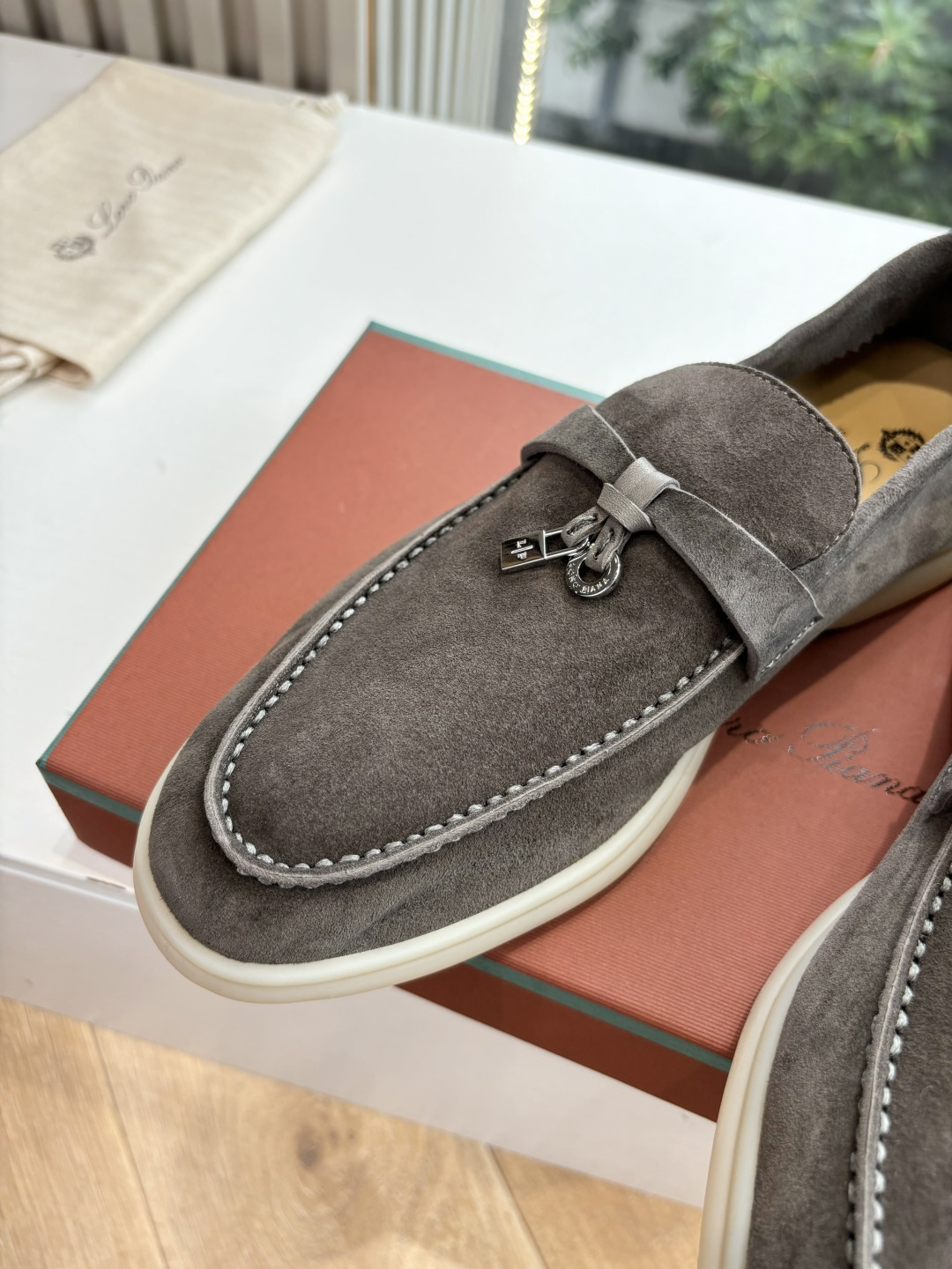 🌾G219专柜原单品质所见即所得Loro Pian*经典爆款出品lp顶级版本 英伦流苏平底乐福鞋原来这就