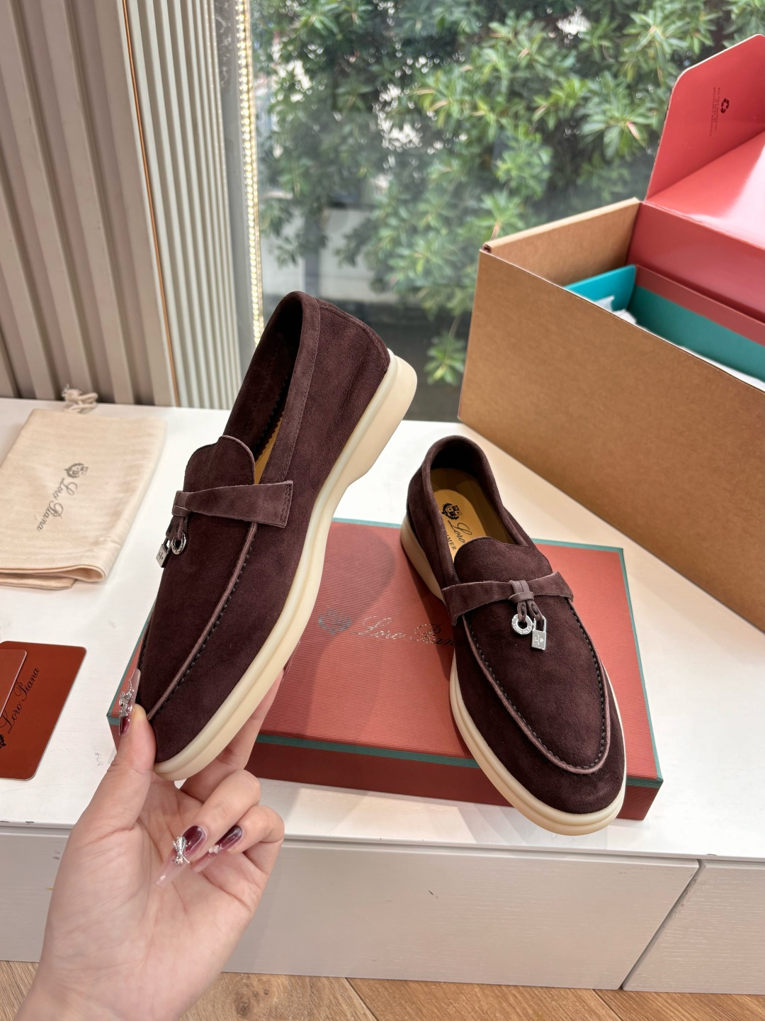 🌾G219专柜原单品质所见即所得Loro Pian*经典爆款出品lp顶级版本 英伦流苏平底乐福鞋原来这就