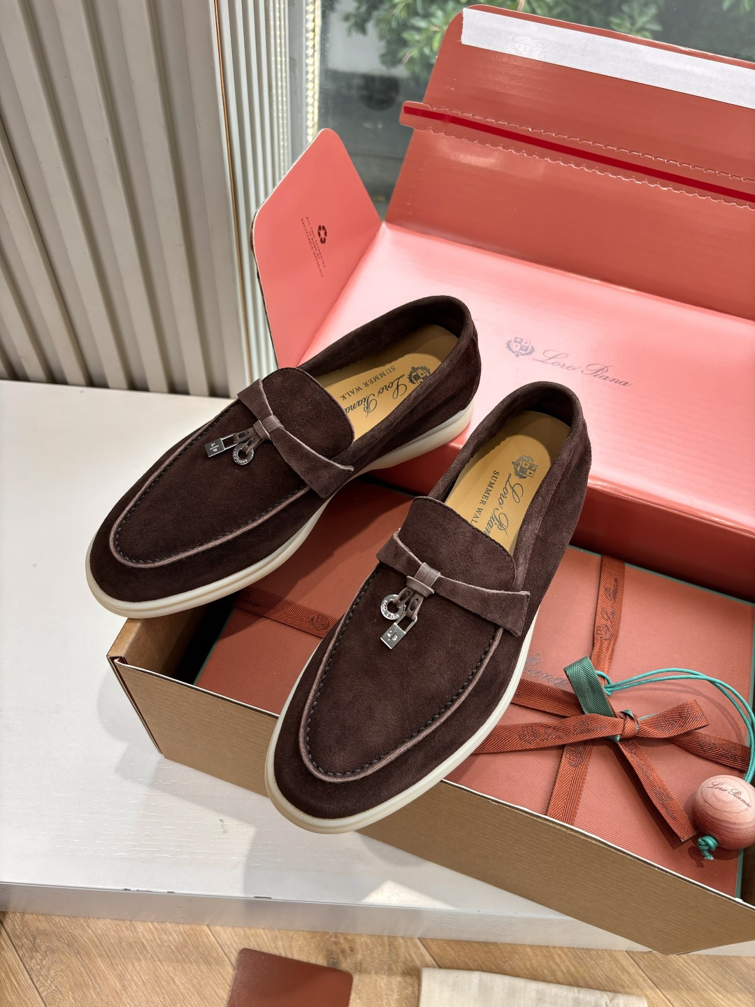 🌾G219专柜原单品质所见即所得Loro Pian*经典爆款出品lp顶级版本 英伦流苏平底乐福鞋原来这就