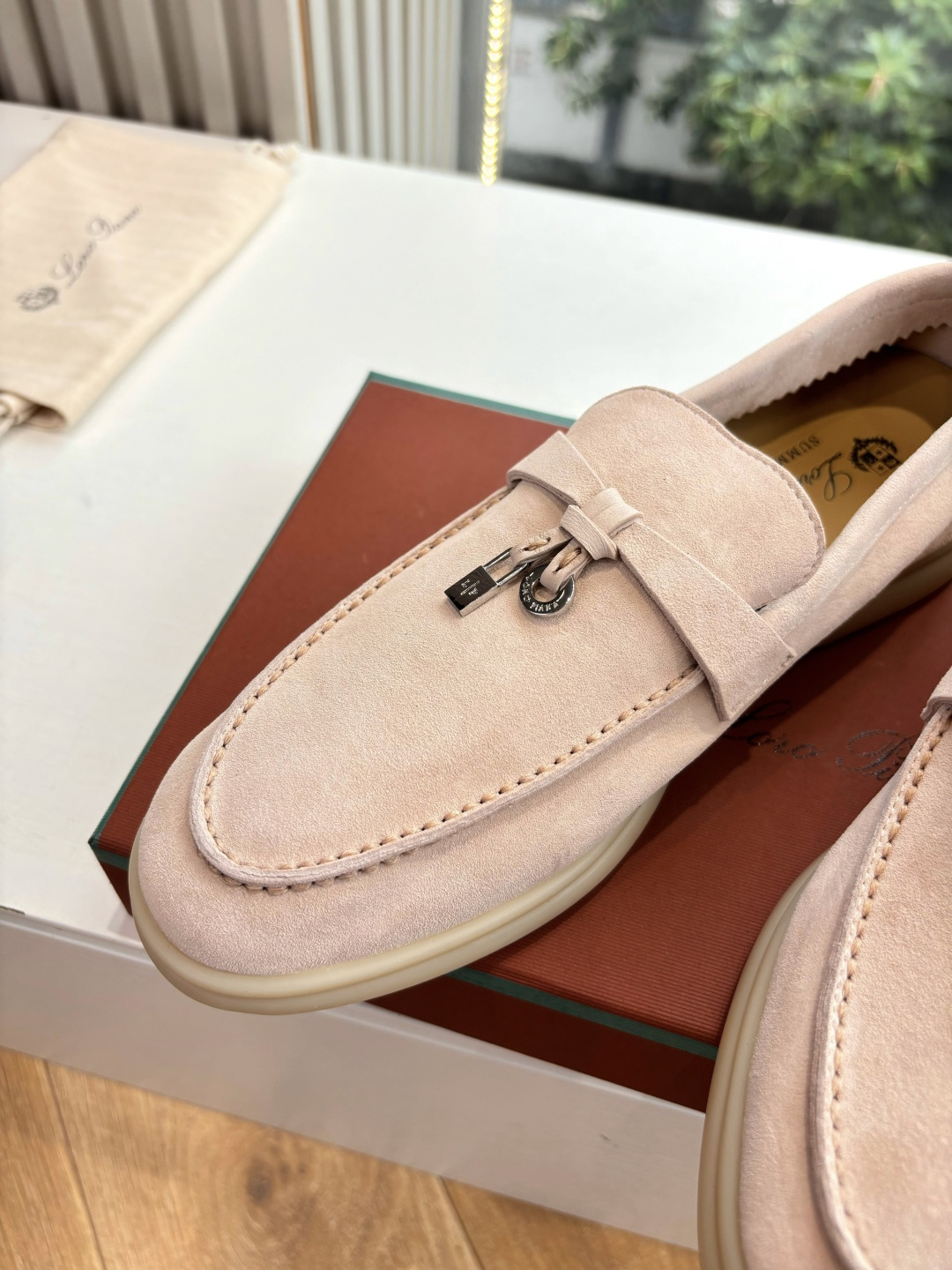 🌾G219专柜原单品质所见即所得Loro Pian*经典爆款出品lp顶级版本 英伦流苏平底乐福鞋原来这就