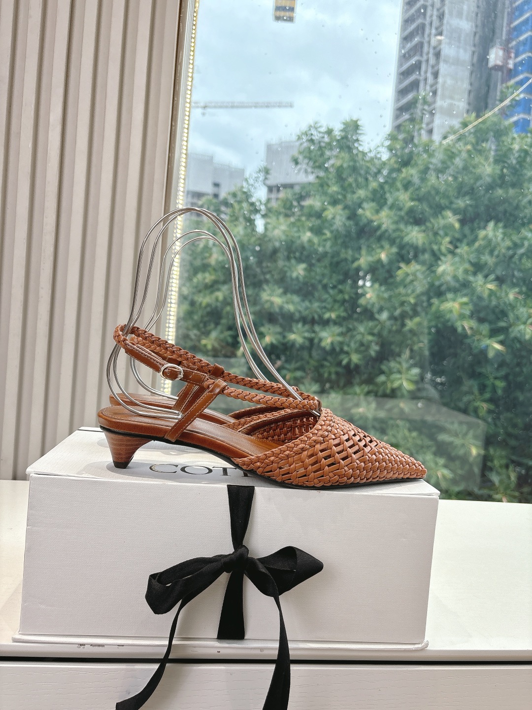 New Spring and Summer Shoes: Stylish Imported Design with Sheepskin for Vacation - 图片 7