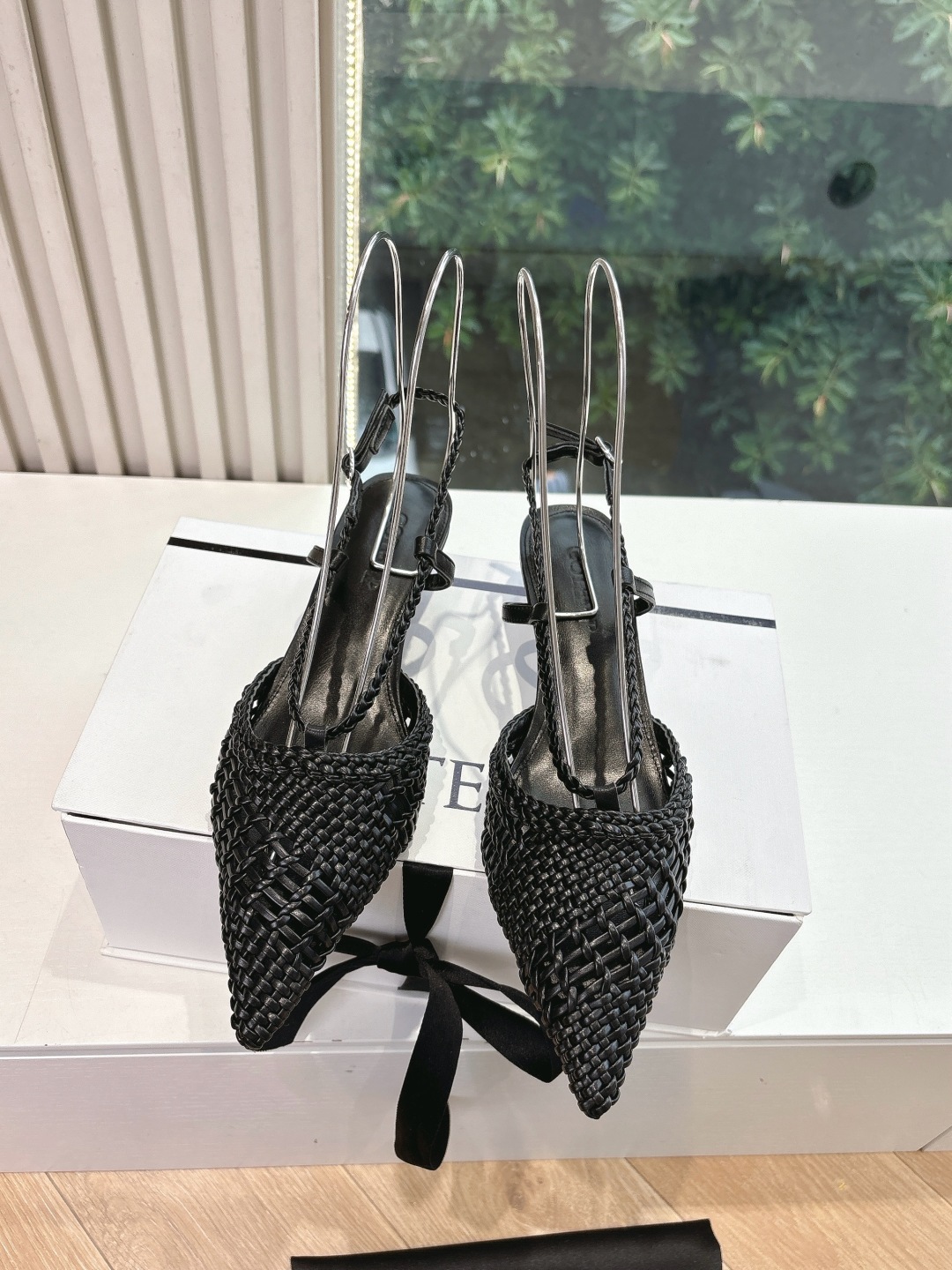 New Spring and Summer Shoes: Italian-Made with Cattle and Sheepskin, Unique Style - 图片 4