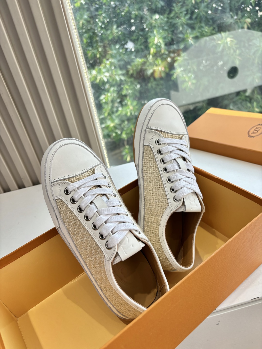Elegant Italian Leather Sneakers for Comfort and Style - 图片 2