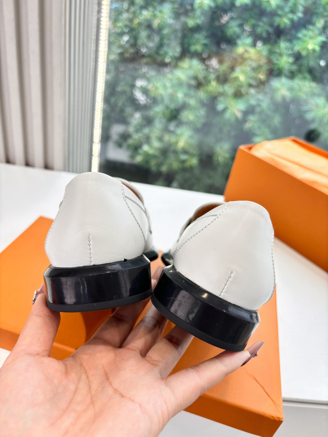 Tods G069: Classic Potato Luftor Elements for Commuter Boots with Comfort and Style - 图片 9