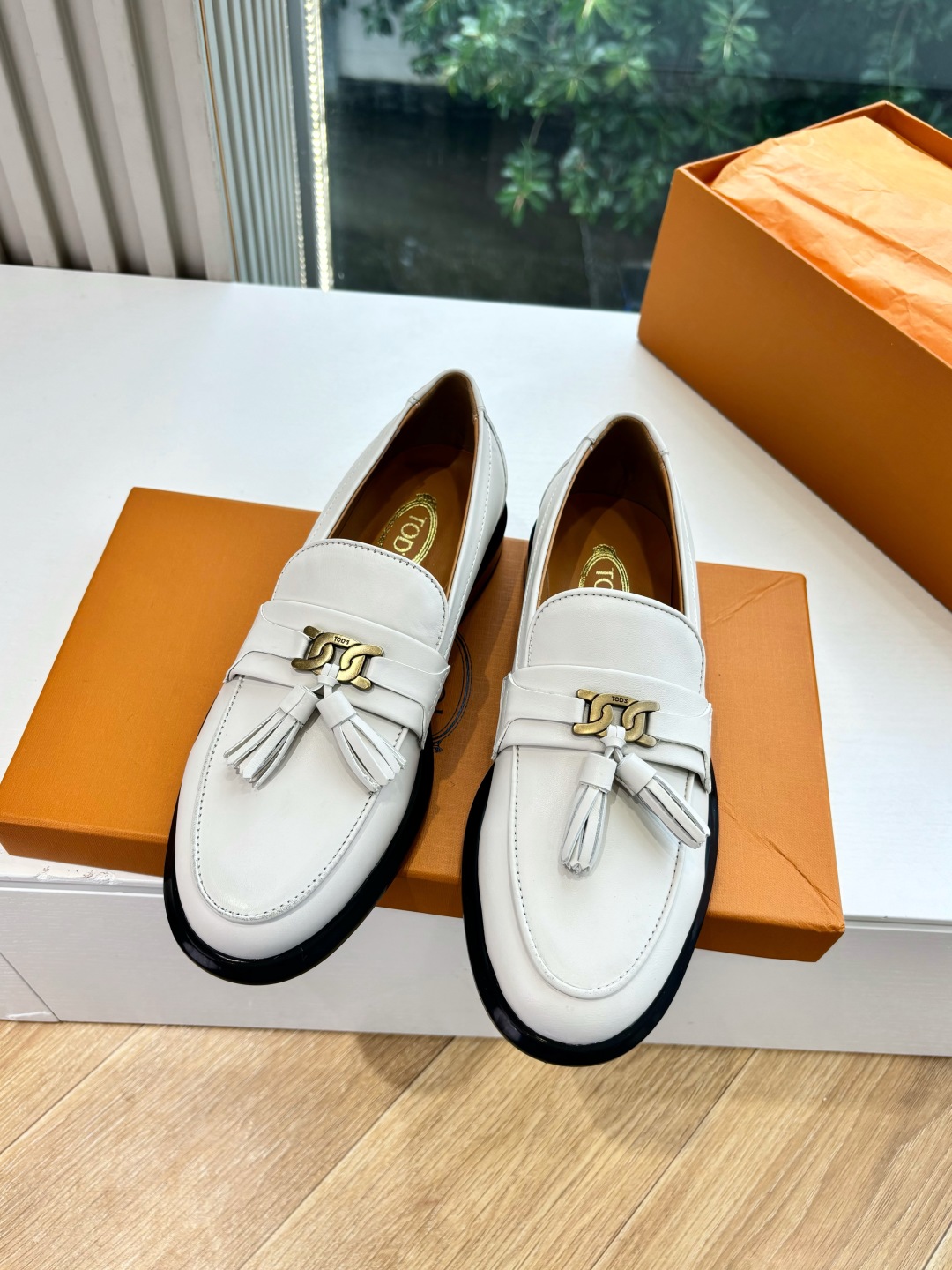 Tods G069: Classic Potato Luftor Elements for Commuter Boots with Comfort and Style - 图片 4