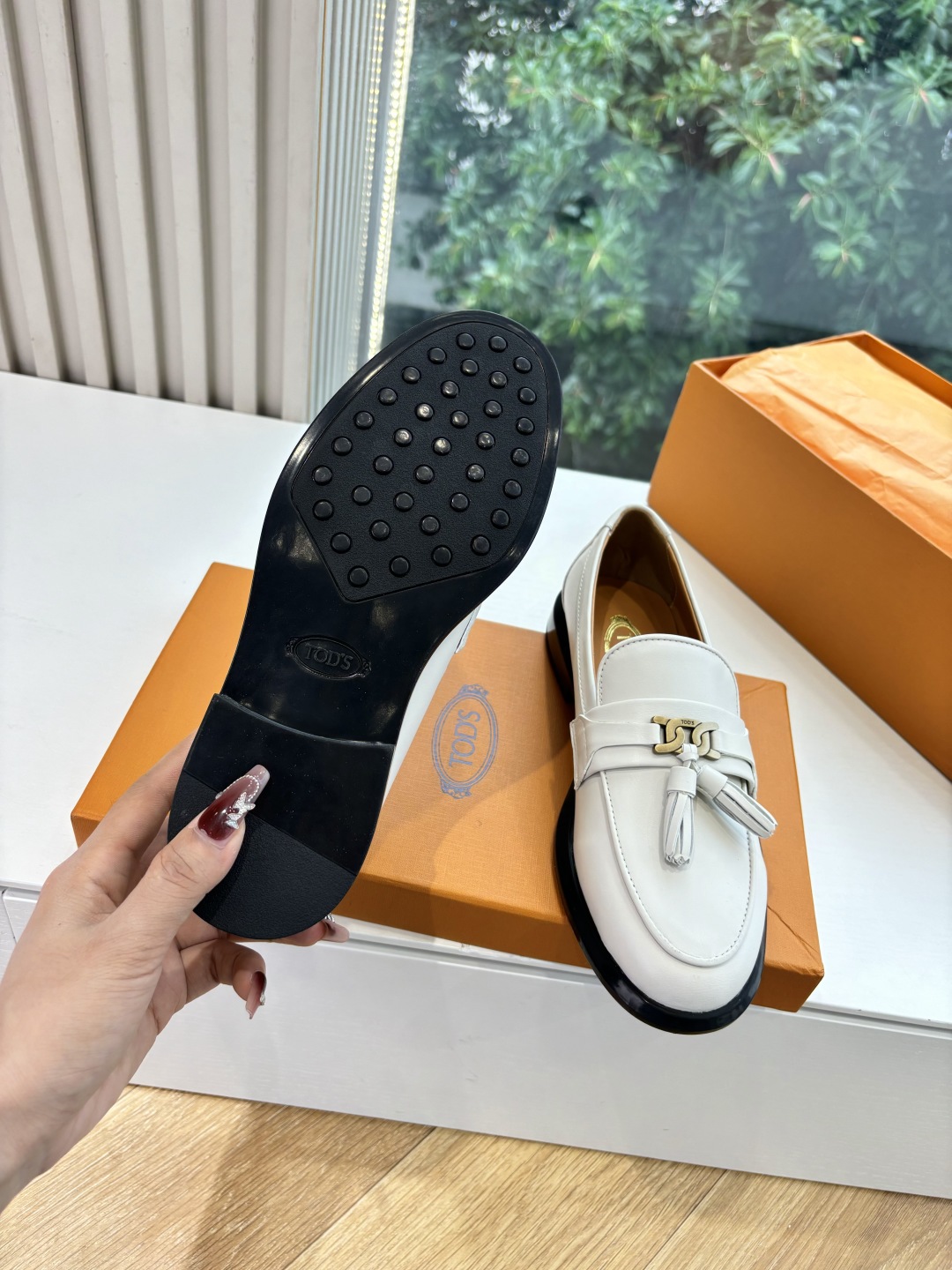 Tods G069: Classic Potato Luftor Elements for Commuter Boots with Comfort and Style - 图片 6