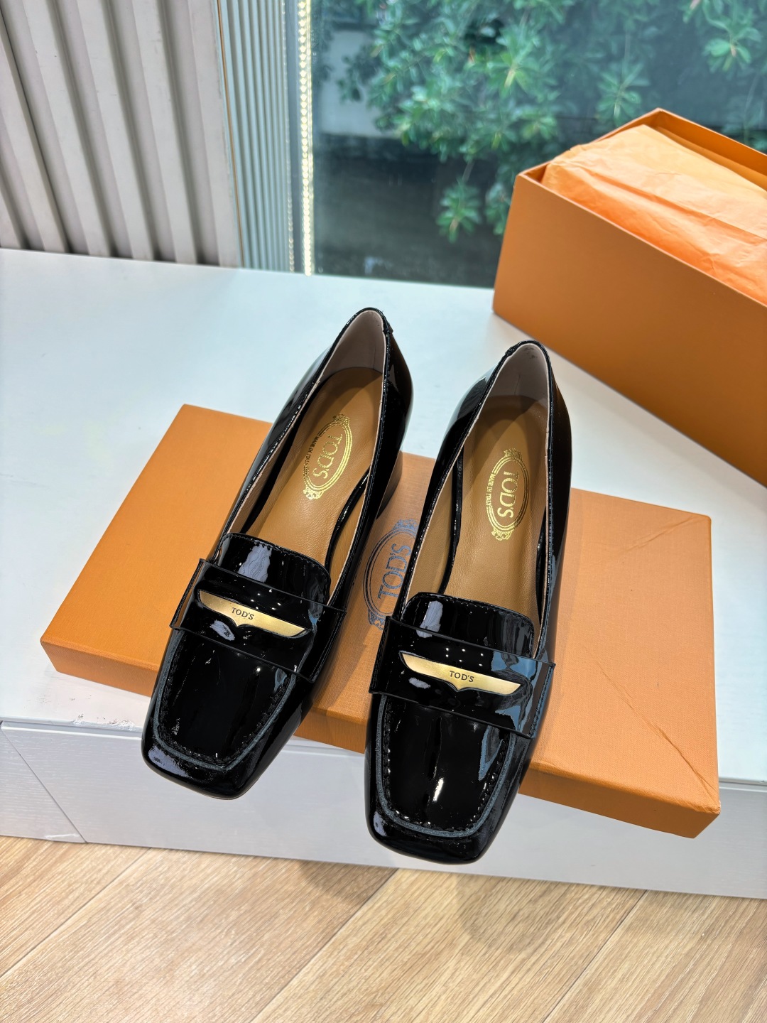 TOD’S G069 Classic Potato Luftou Elements Boots: Stylish, Comfortable, and Versatile! - 图片 4
