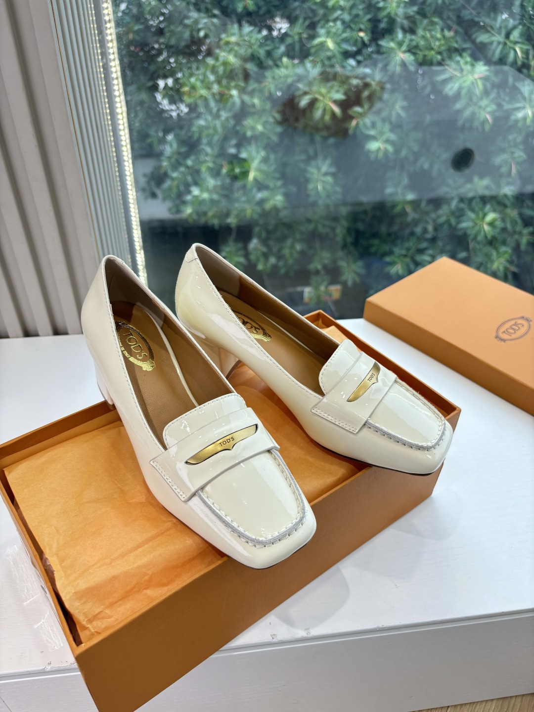 725 💰G069: Classic Tods Potato Luftou Elements Tweezing Boots for Daily Wear