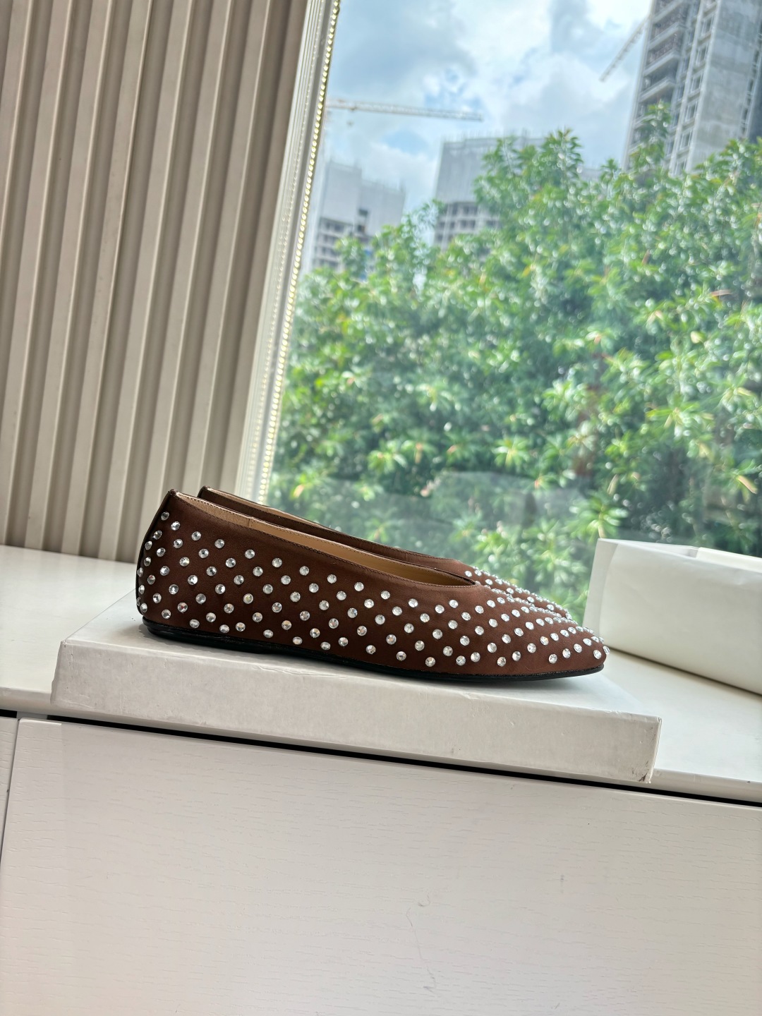 Magda Butrym 25SS Shoe: High-End Polish Fashion with Slavic Craftsmanship - 图片 7