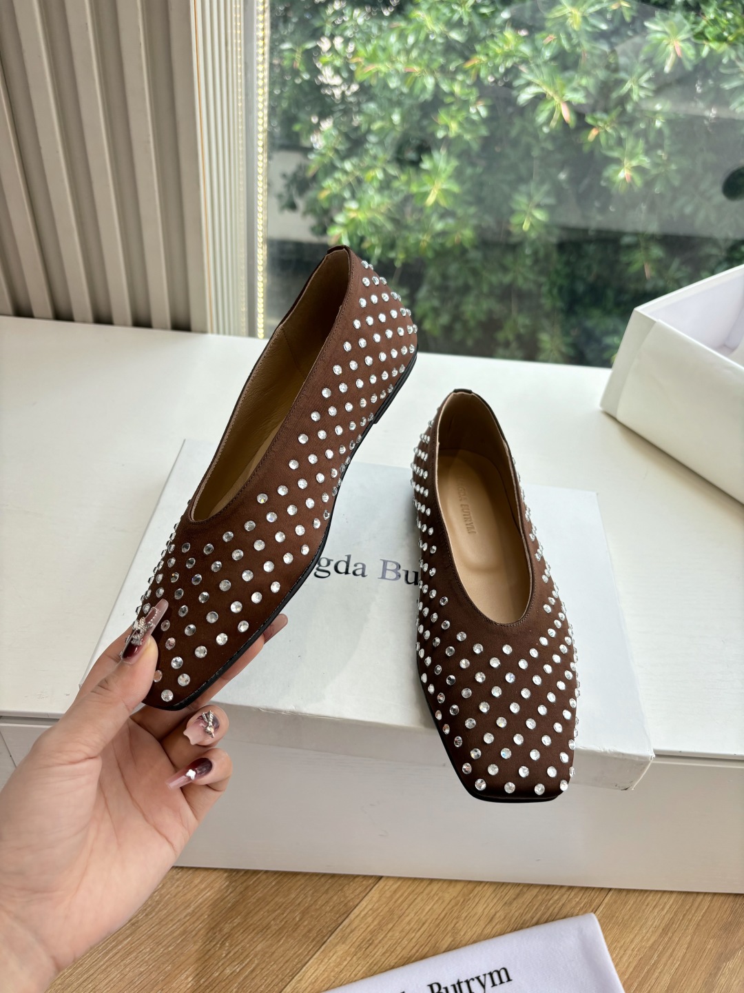 Magda Butrym 25SS Shoe: High-End Polish Fashion with Slavic Craftsmanship - 图片 5