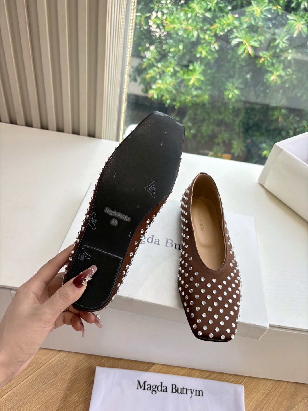Magda Butrym 25SS Shoe: High-End Polish Fashion with Slavic Craftsmanship - 图片 6