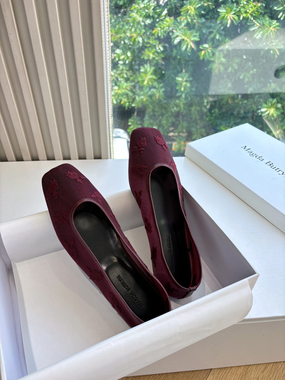 Magda Butrym 25SS Collection Showcases Polish High-End Fashion with Slavic Craft Details - 图片 3