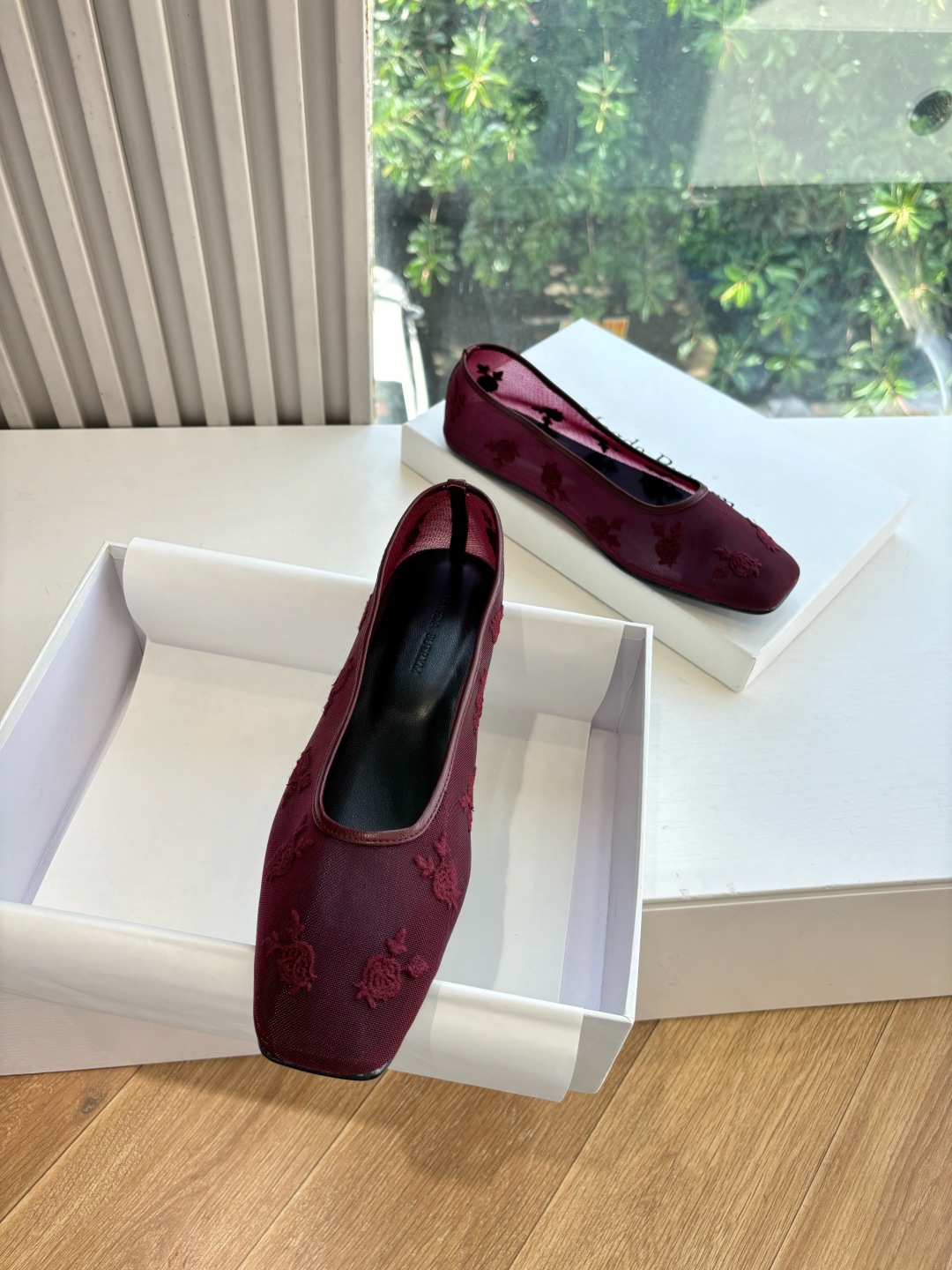 Magda Butrym 25SS Collection Showcases Polish High-End Fashion with Slavic Craft Details - 图片 2