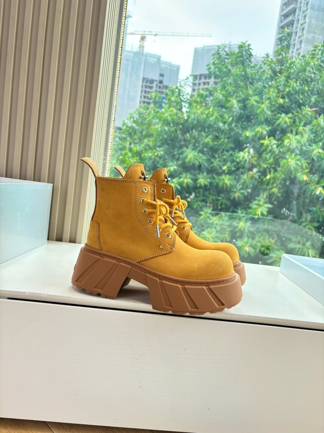 Trendy SMFK Sneakers with Original Oxin Fabric and Perry Inside. - 图片 2