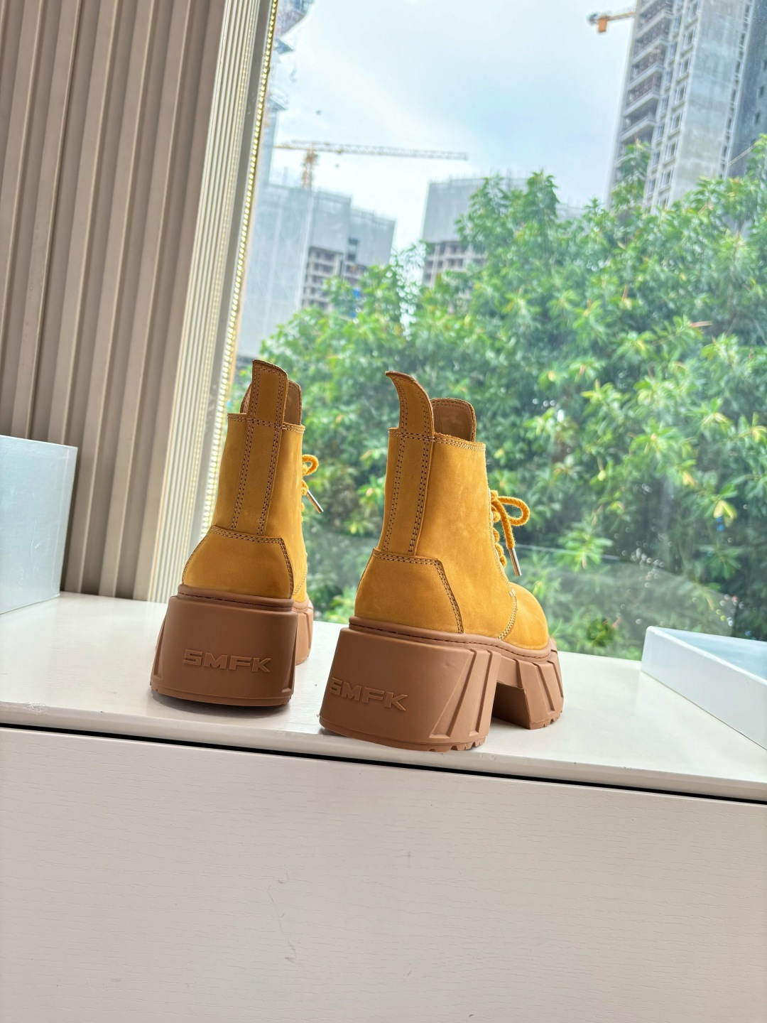 Trendy SMFK Sneakers with Original Oxin Fabric and Perry Inside. - 图片 3