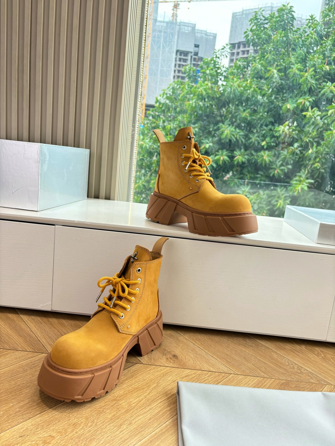 Trendy SMFK Sneakers with Original Oxin Fabric and Perry Inside. - 图片 4