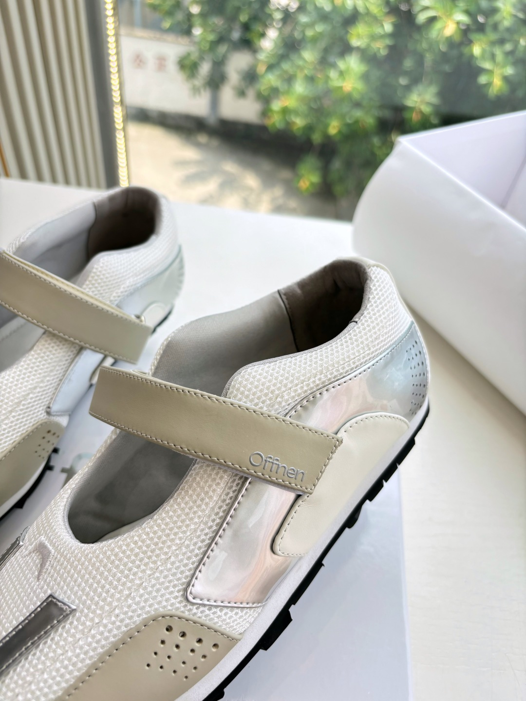 Offnen Suivi Ballerina: Modern Ballet-Inspired Shoes with Unique Materials - 图片 8