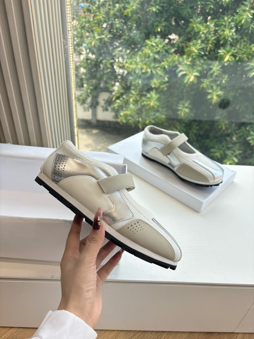 Offnen Suivi Ballerina: Modern Ballet-Inspired Shoes with Unique Materials - 图片 9