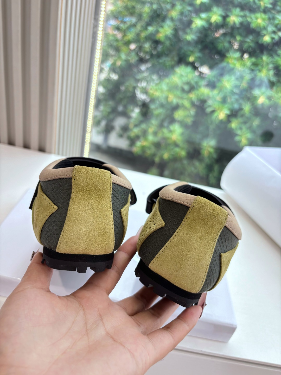 Offnen Suivi.2 Ballerina: Modern Ballet-Inspired Shoes with Unique Design and Materials - 图片 8