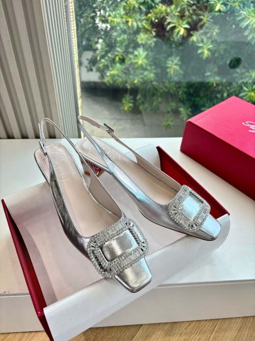 Roger Vivier Flower Strass Buckle Slingback Pumps - Silver Leather 1 Roger Vivier Flower Strass Buckle Slingback Pumps - Silver Leather