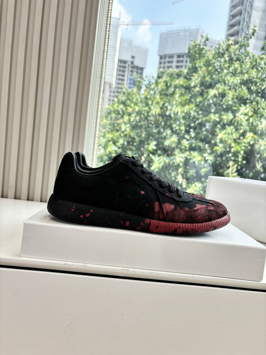 Maison Margiela MM6 Designer German Training Shoes: Luxurious, Comfortable, and Stylish - 图片 7