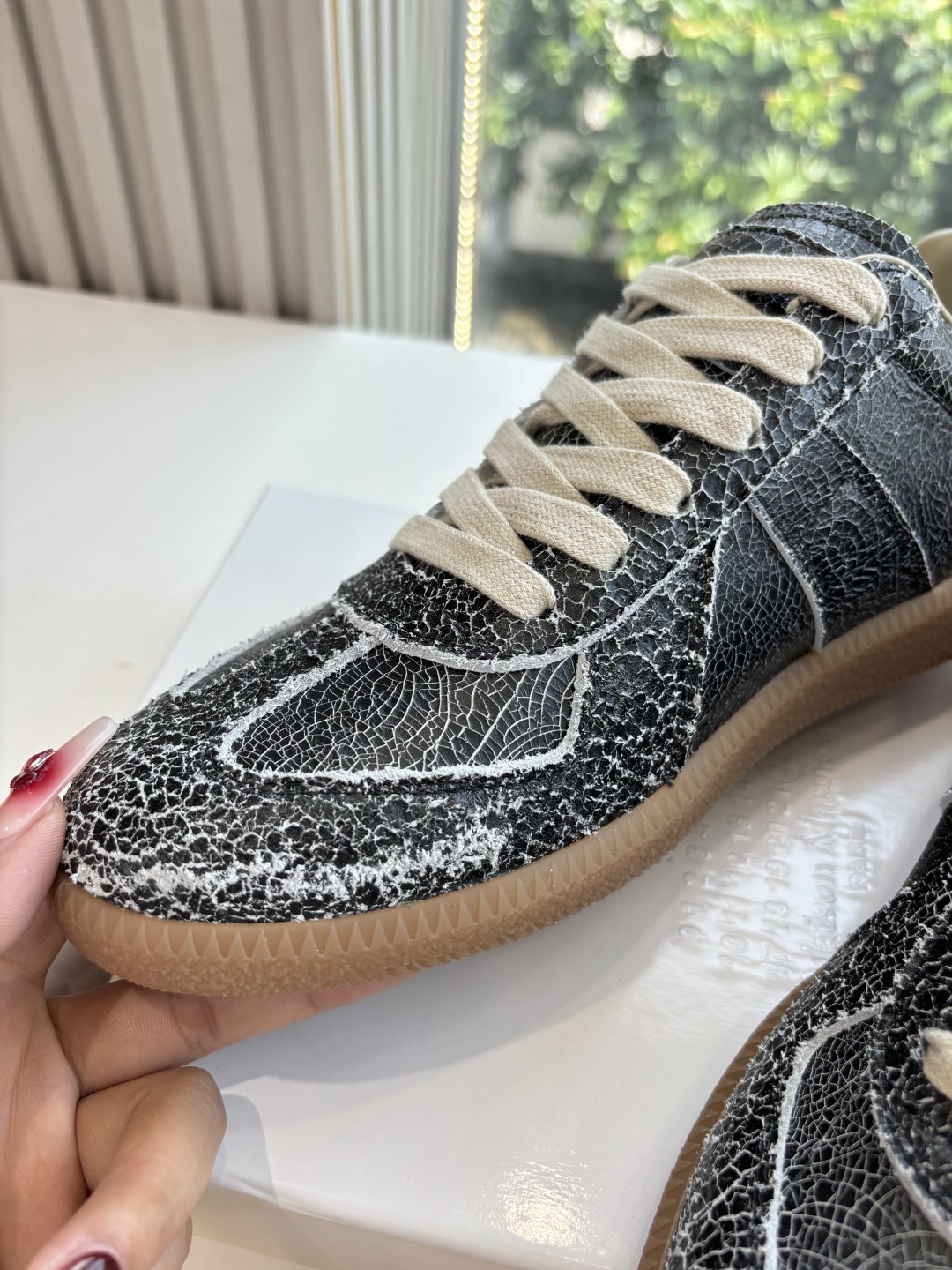 Maison Margiela MM6 Designer German Training Shoes: Luxurious, Comfortable, and Stylish - 图片 8
