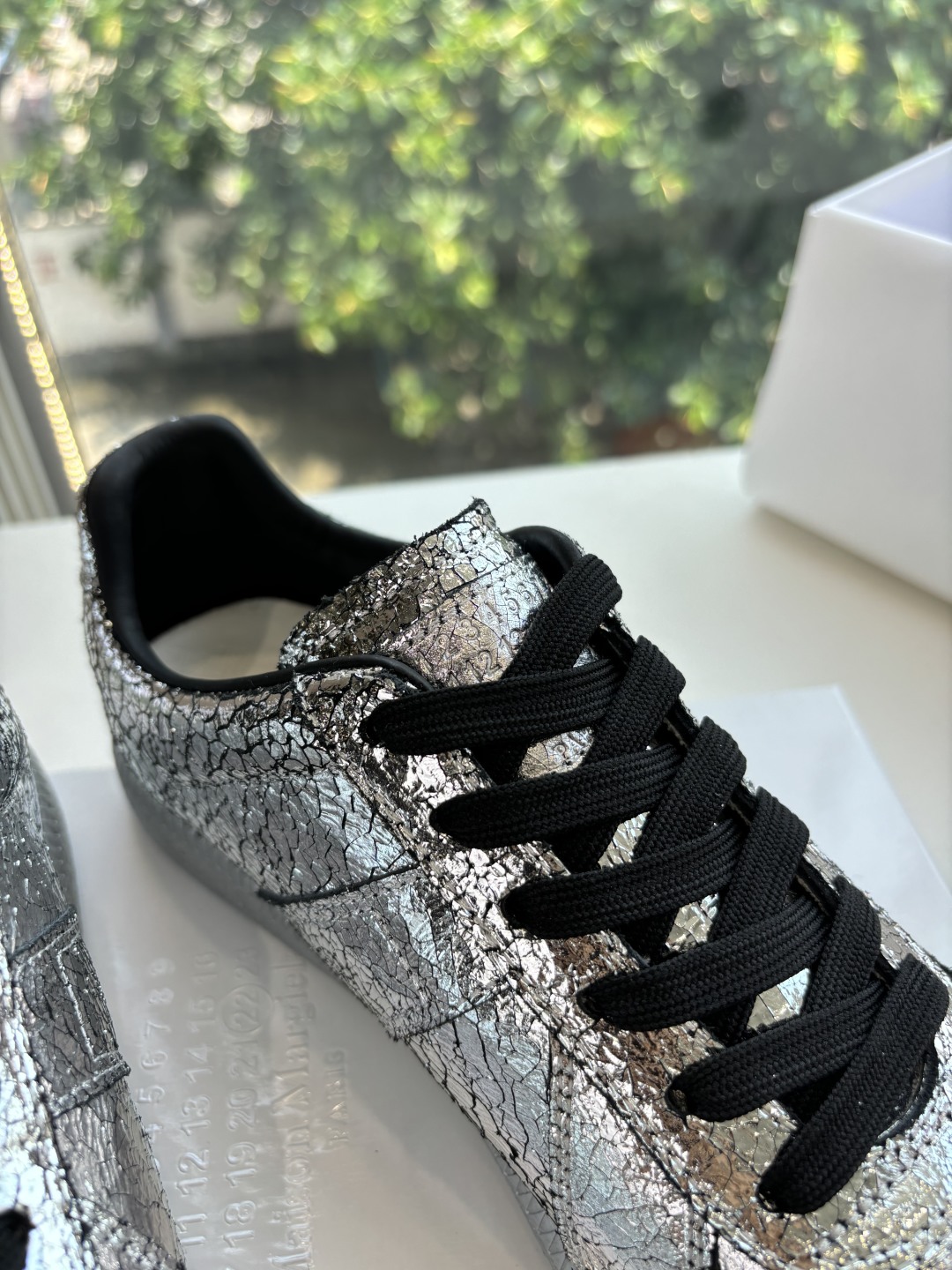 Maison Margiela MM6 Designer Training Shoes: Luxurious, Comfortable, and Versatile. - 图片 8
