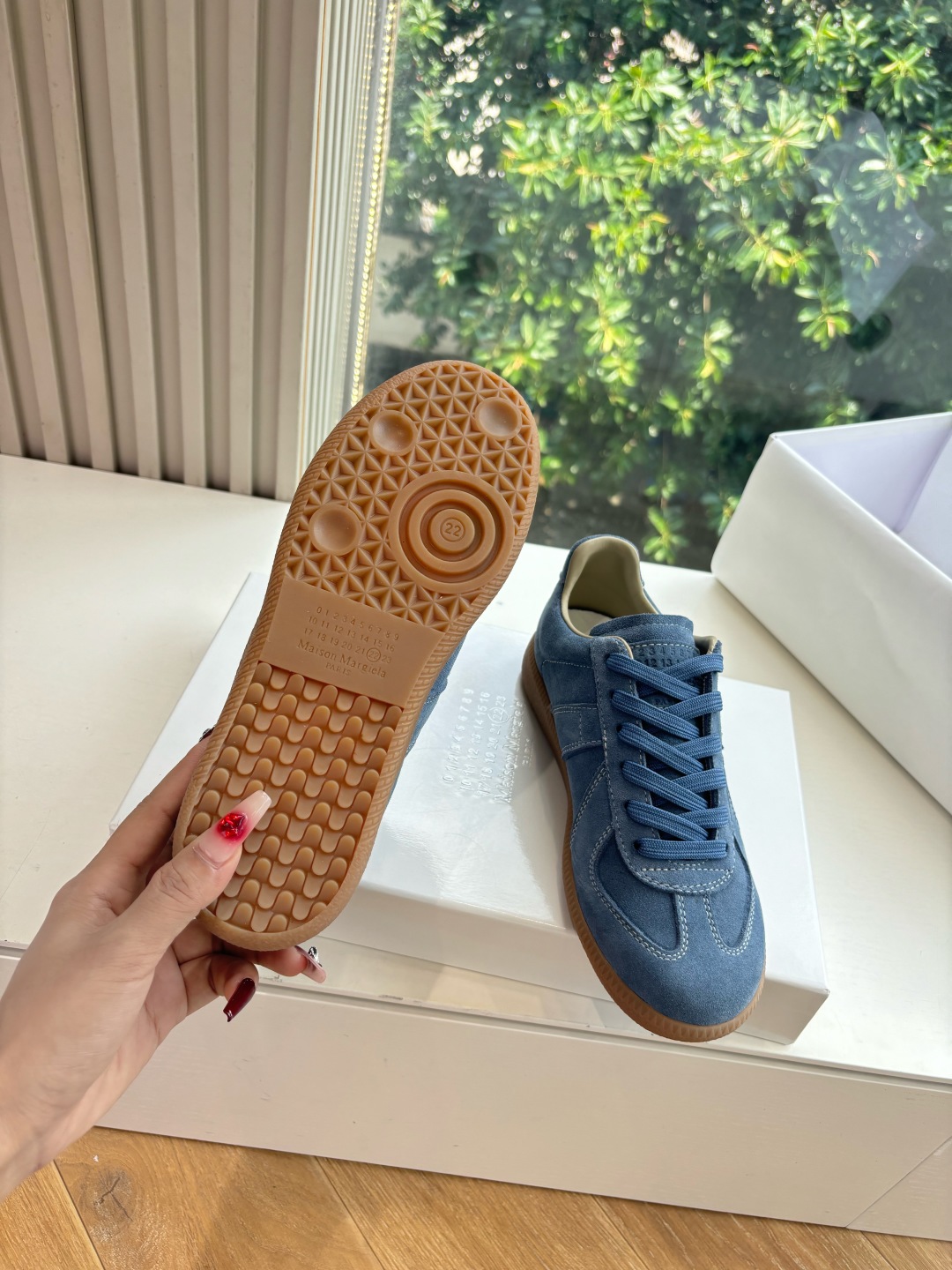 Maison Margiela MM6 Designer Training Shoes – Luxurious Top Level Fashion Footwear - 图片 6