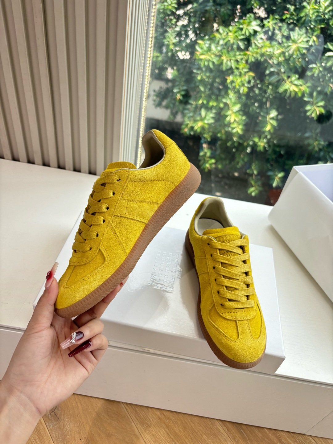 Maison Margiela MM6 Designer German Training Shoe Review – Luxurious and Comfortable Choice - 图片 5