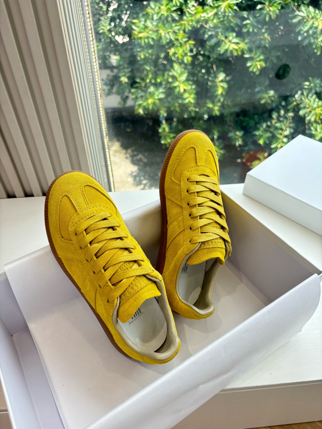 Maison Margiela MM6 Designer German Training Shoe Review – Luxurious and Comfortable Choice - 图片 2