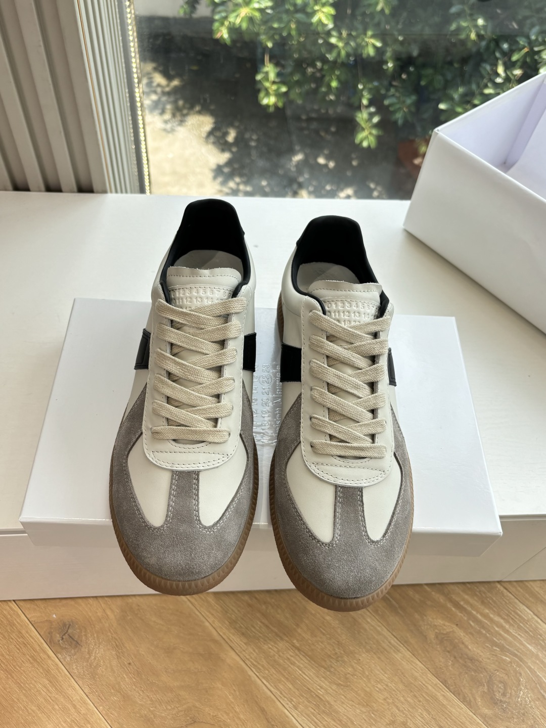 Maison Margiela MM6 Designer German Training Shoes – Luxurious, Comfortable, and Stylish - 图片 4