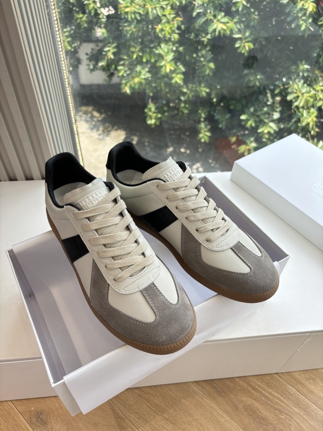 Maison Margiela MM6 Designer German Training Shoes – Luxurious, Comfortable, and Stylish - 图片 1