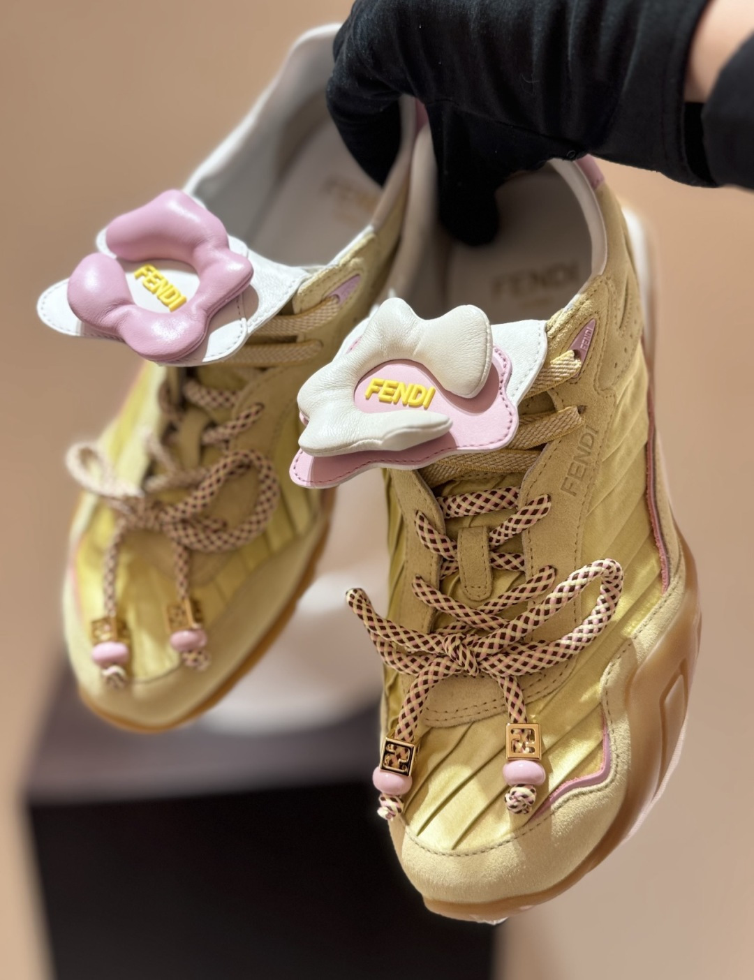 🌾G029顶级品质𝐅𝐄𝐍𝐃𝐈｜26春夏新款Wave Pulsea魔术贴德训阿甘鞋把春天穿在脚上立体花朵装