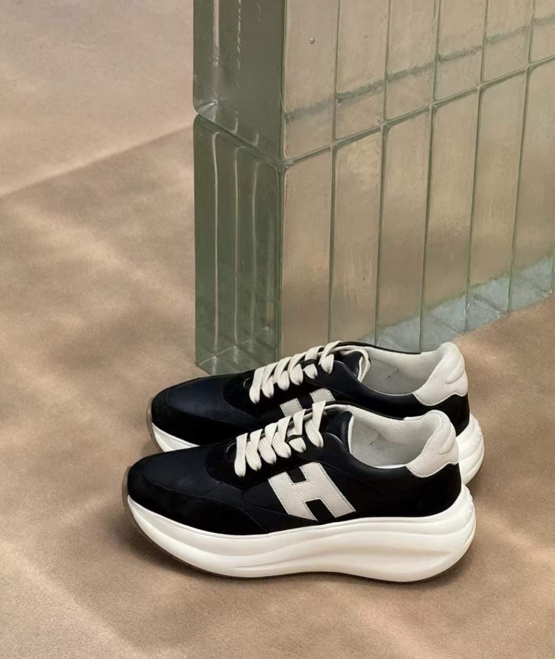 🌾G398HOGAN霍根鞋子德训鞋26新配色这可让我怎么选呀？看迷糊了吧这波hog都很好看最喜欢还是脚感