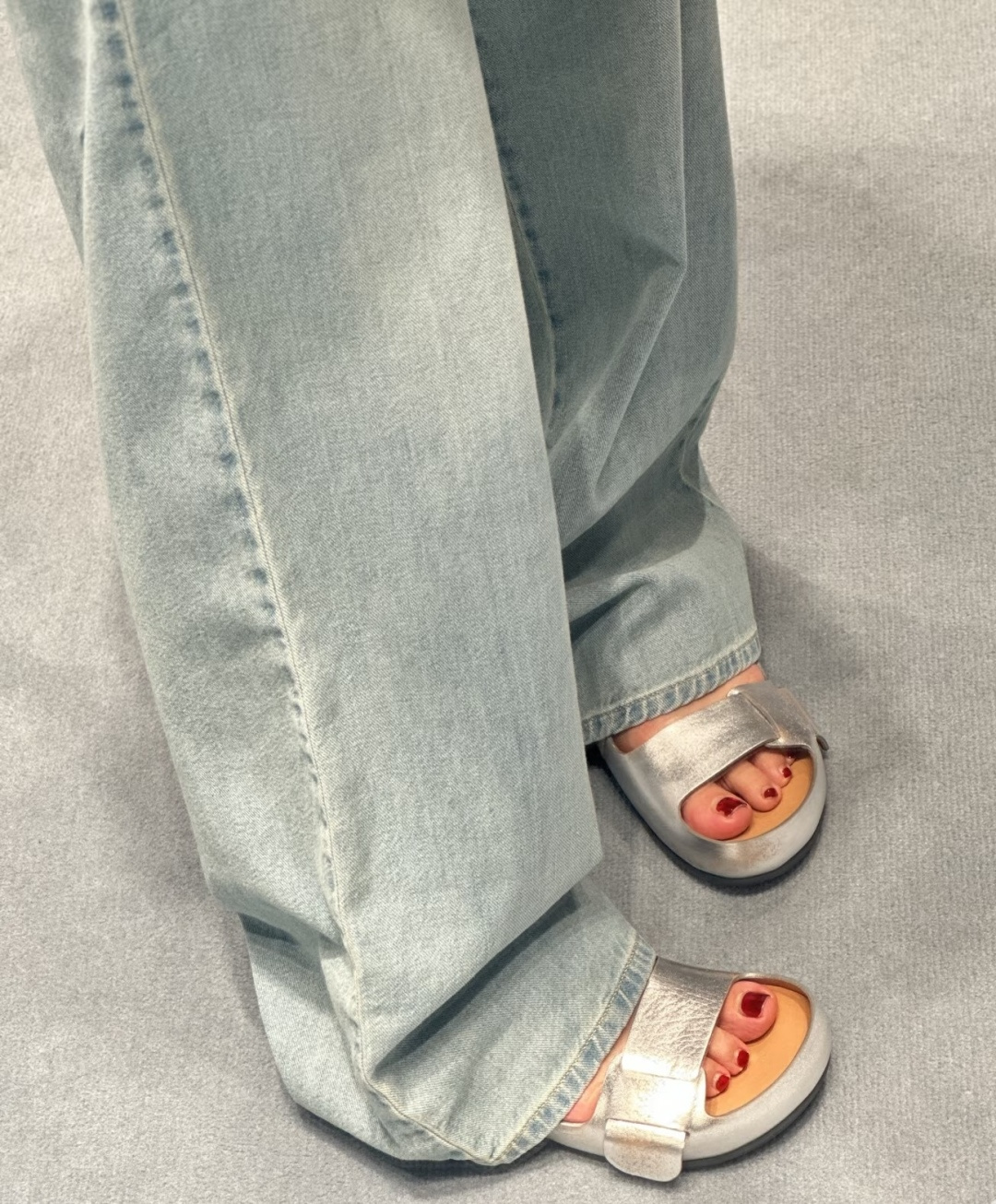 🌾G024顶级miumiu缪缪26ss 春夏季走秀款博肯凉鞋 最新款徽标女士夏季拖鞋 ，全胎牛皮 材质 