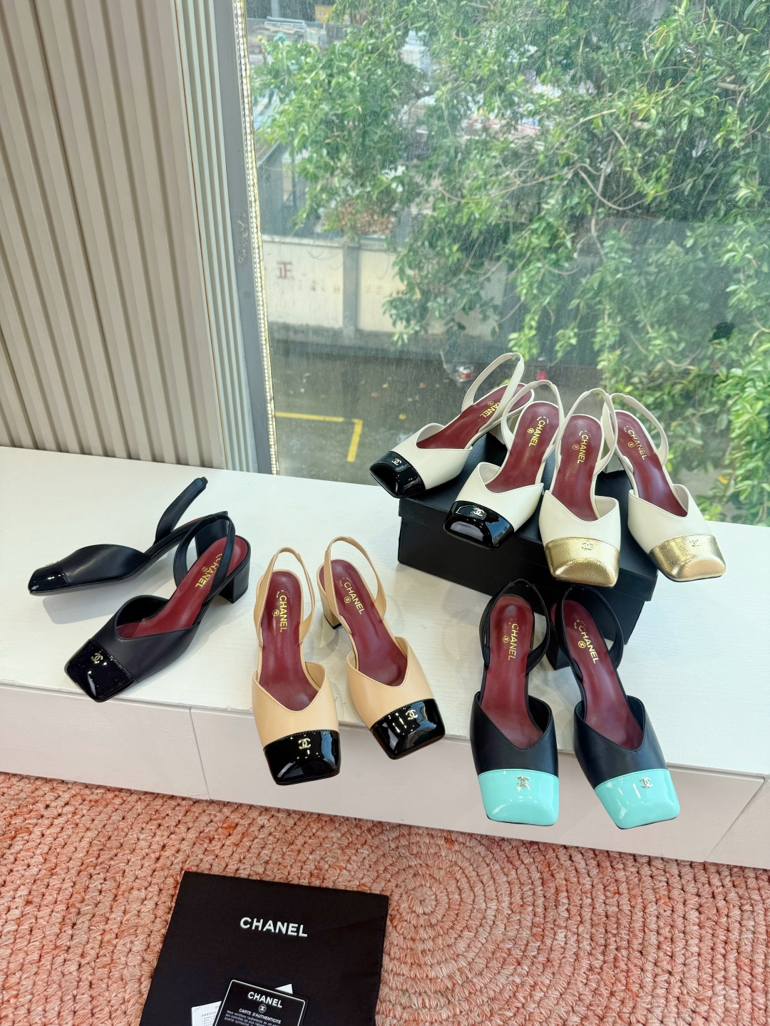 🌾G06😀顶级品质CHANE*｜小香2026走秀款双C锁扣单鞋凉鞋大方头高跟鞋当巴黎大皇宫的秀场灯光聚焦