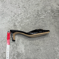 G030😀CHANEL* 香奈儿小香2026专柜同步新款高跟鞋单鞋凉鞋极简设计 超好搭配的日常款、无论高 G030😀CHANEL* 香奈儿小香2026专柜同步新款高跟鞋单鞋凉鞋极简设计 超好搭配的日常款、无论高