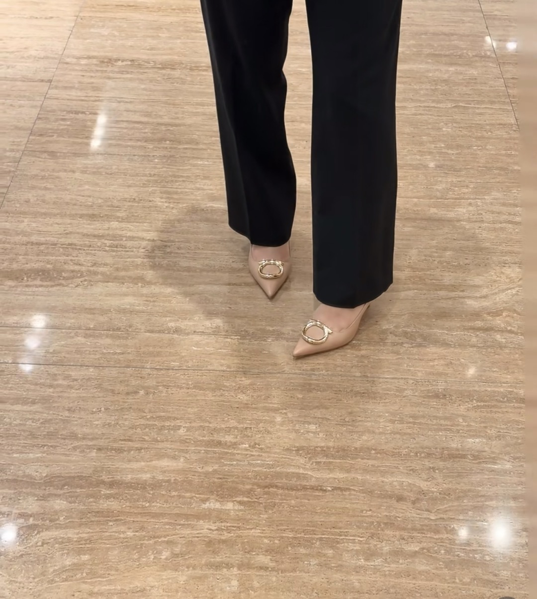 G397所见即所得代购级 原版一比一复刻顶级FERRAGAMO菲拉格慕女士新版Vara铭牌玛丽珍网鞋脚果然更惊艳~蝴蝶结