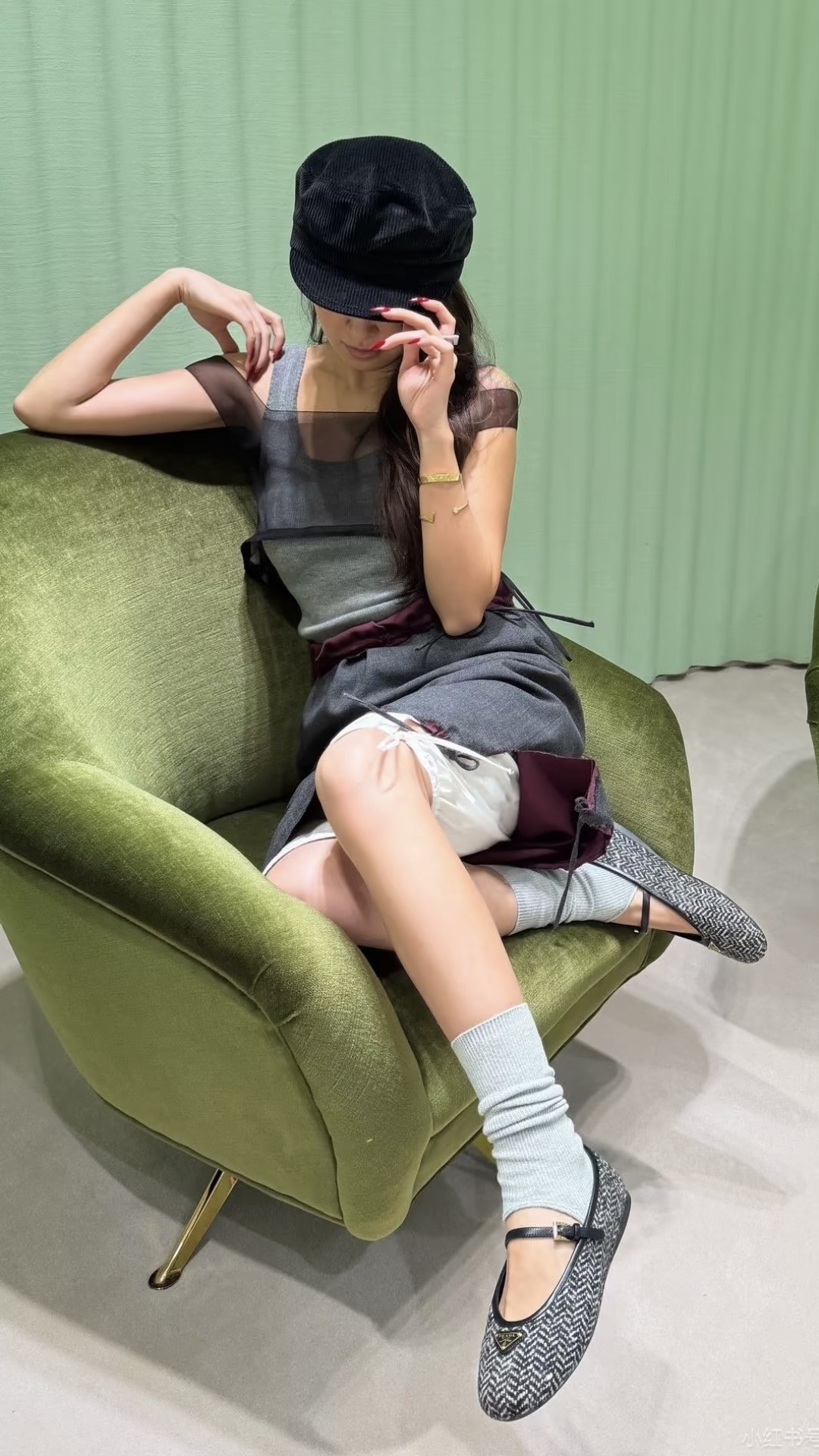 G887统一飞机盒顶级品质所见即所得Prada/普拉达26WF早春新品复古三角标褶皱粗跟平底玛丽珍鞋单鞋 当米兰1913 G887统一飞机盒顶级品质所见即所得Prada/普拉达26WF早春新品复古三角标褶皱粗跟平底玛丽珍鞋单鞋 当米兰1913