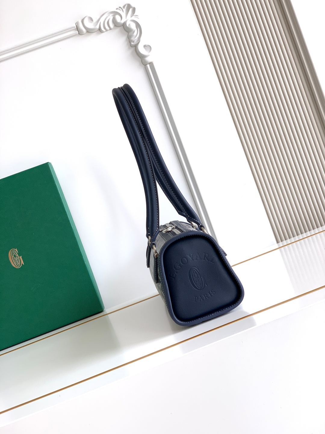 Goyard 跑量 BONBONNIERE 包袋兼具低调又张扬的特质