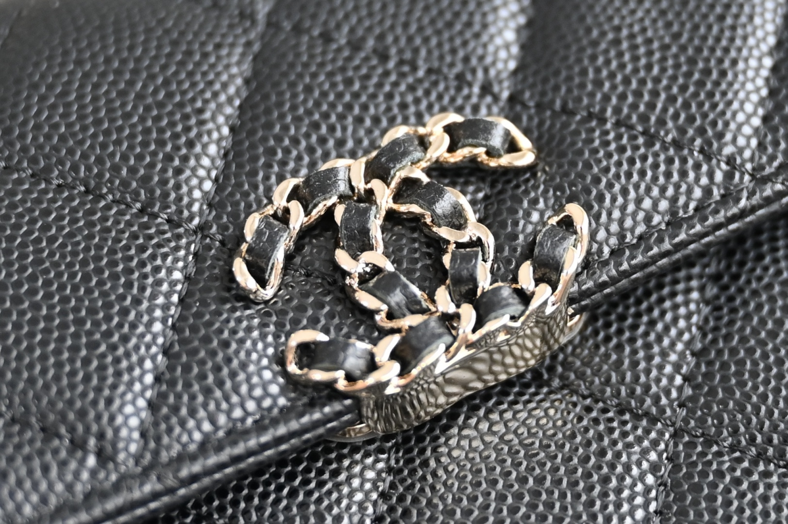 白金版▪️正品级 包装如图现货发售🌱皮穿链手柄𝐤𝐞𝐥𝐥𝐲手机包回归𝑪𝒉𝒂𝒏𝒆𝒍 𝟐𝟓𝐒｜黑色♥𝐳𝐩级这颗