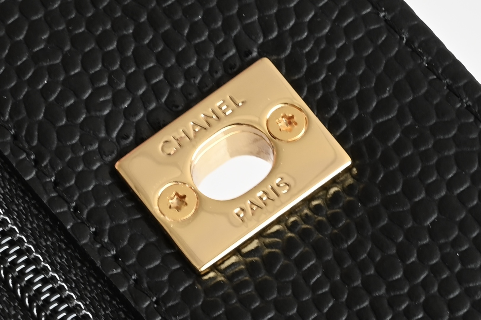 🌼白金版▪️正品级 包装如图全新到货𝟐𝟓𝐜全新𝐰𝐨𝐜链条包独家𝖧𝖺𝖺𝗌鱼子酱牛皮黑金专柜售价𝟤𝟪𝟧𝟢𝟢𝗋