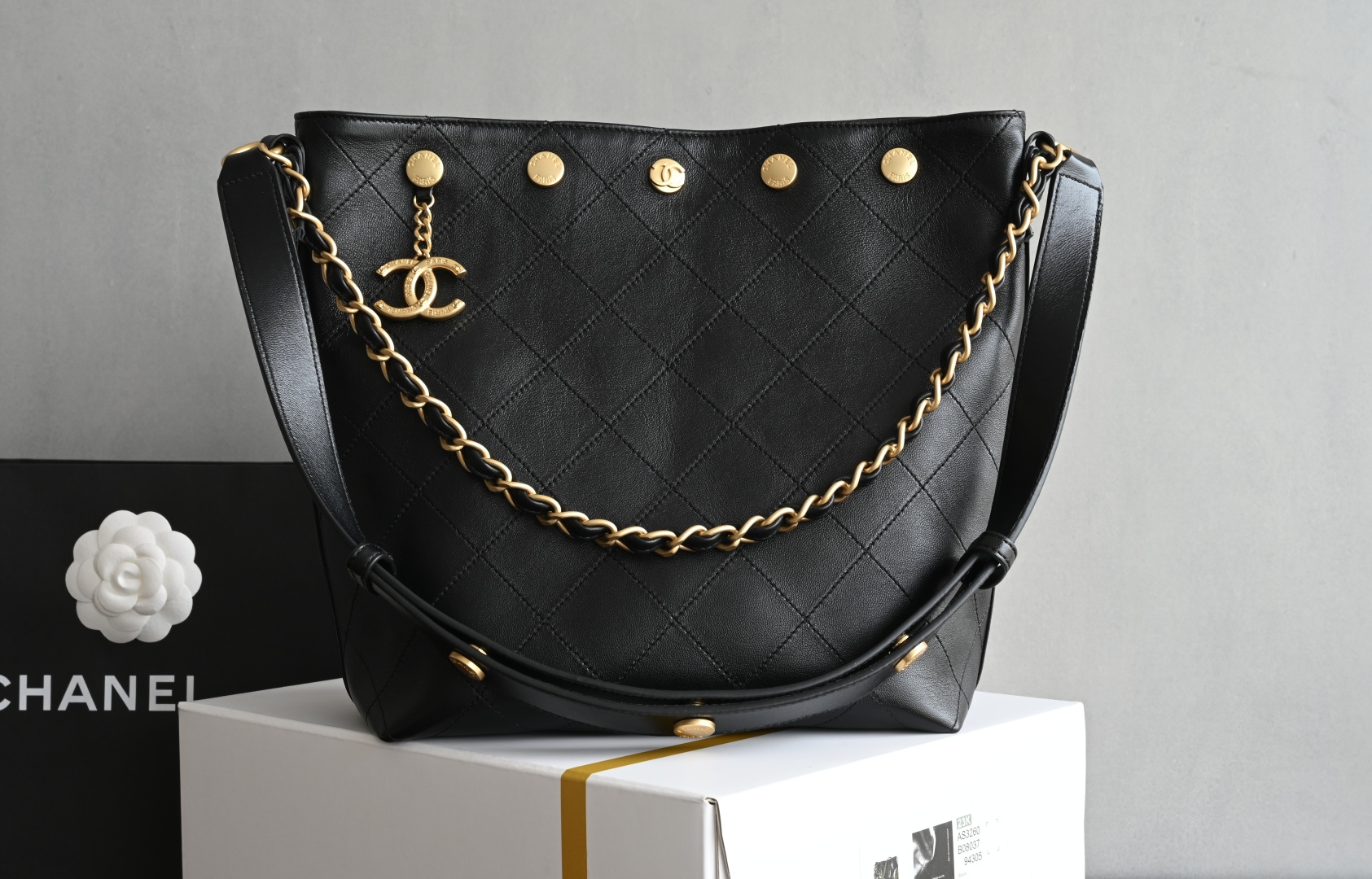 白金版▪️正品级 包装如图全新到货🆕𝐂𝐡𝐚𝐧𝐞𝟏 𝟐𝟓𝐏 金币嬉皮包专柜售价𝟧𝟧𝟪𝟢𝟢𝗋𝗆𝖻购入开发〰️