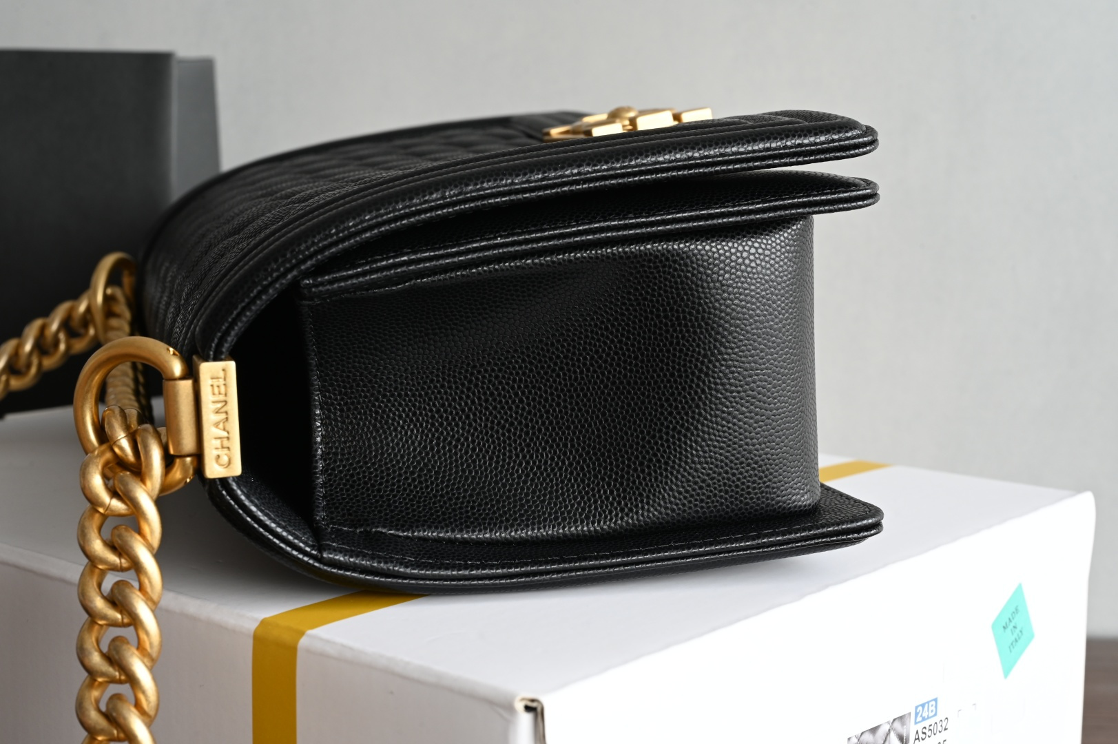 🌼白金版▪️正品级 包装如图全新𝙻𝚎𝚋𝚘𝚢 现货发售‼️菱格纹 小球纹 ❥中号 黑色 致敬经典款💌中性、