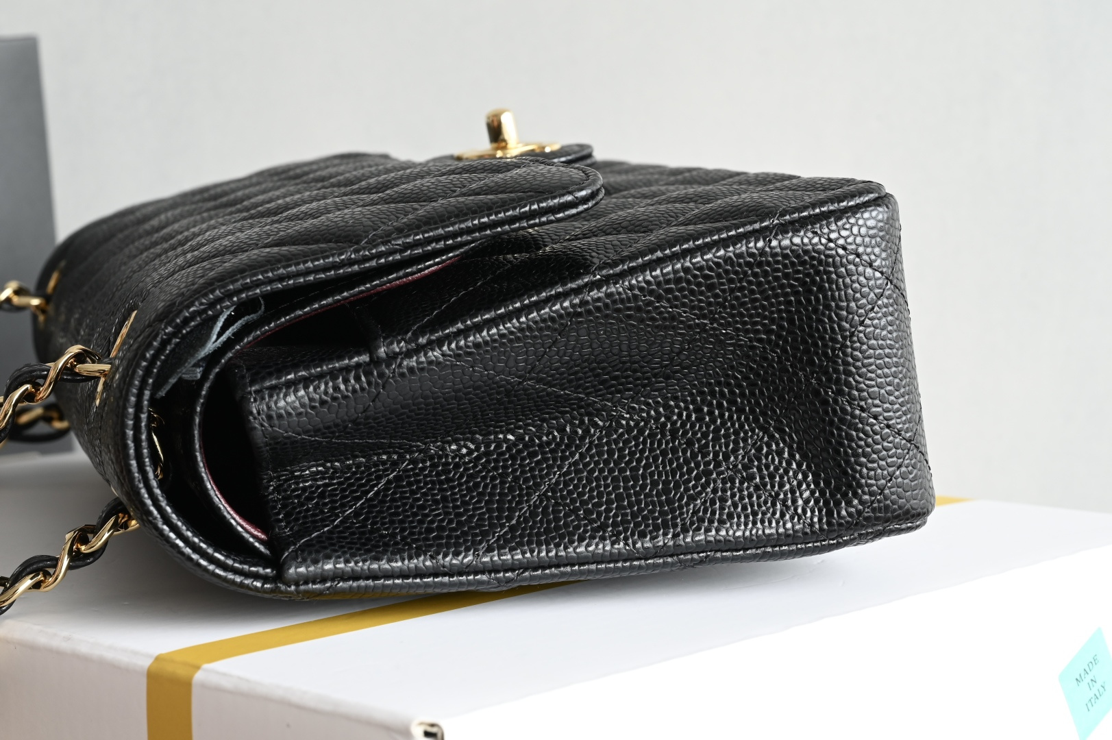 🌼白金版▪️正品级 包装如图全新发售‼️𝟐𝟎𝟐𝟓最新版𝙲𝙵系列专柜售价𝟞𝟚𝟡𝟛𝟘𝕣𝕞𝕓购入开发➠𝙲𝚕𝚊𝚜