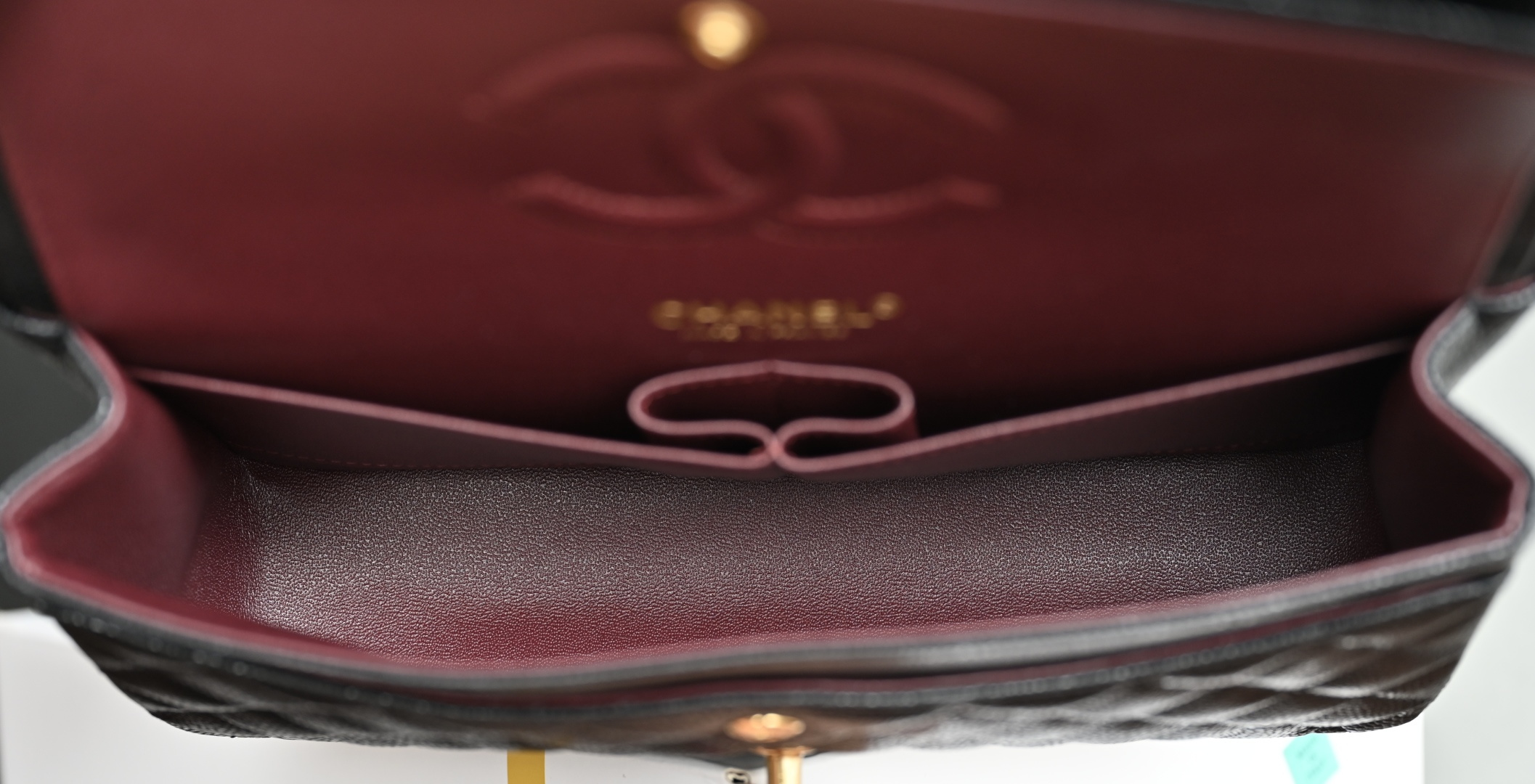 🌼白金版▪️正品级 包装如图全新发售‼️𝟐𝟎𝟐𝟓最新版𝙲𝙵系列专柜售价𝟞𝟚𝟡𝟛𝟘𝕣𝕞𝕓购入开发➠𝙲𝚕𝚊𝚜