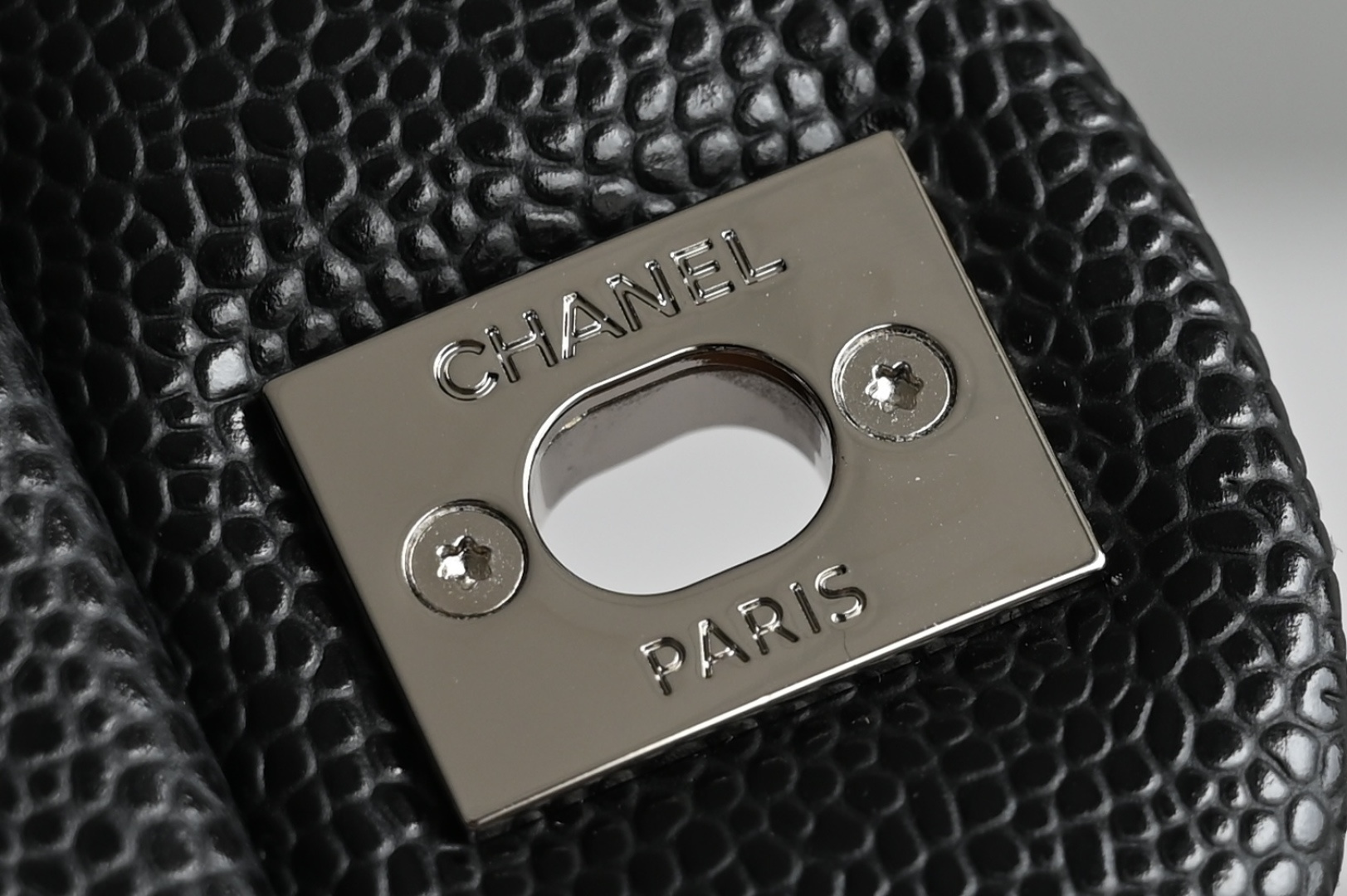 白金版▪️正品级 包装如图全新发售‼️𝟐𝟎𝟐𝟓最新版𝙲𝙵系列专柜售价𝟚𝟡𝟟𝟘𝟘𝕞𝕓购入开发➠𝙲𝚕𝚊𝚜𝚜𝚒